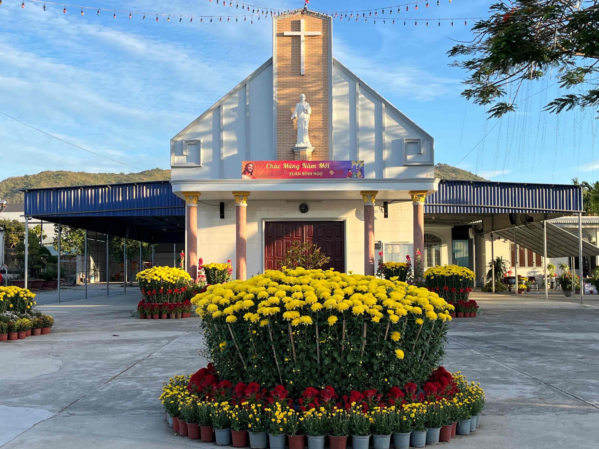 Group cover image